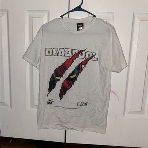 Marvel White Deadpool Short Sleeve Shirt